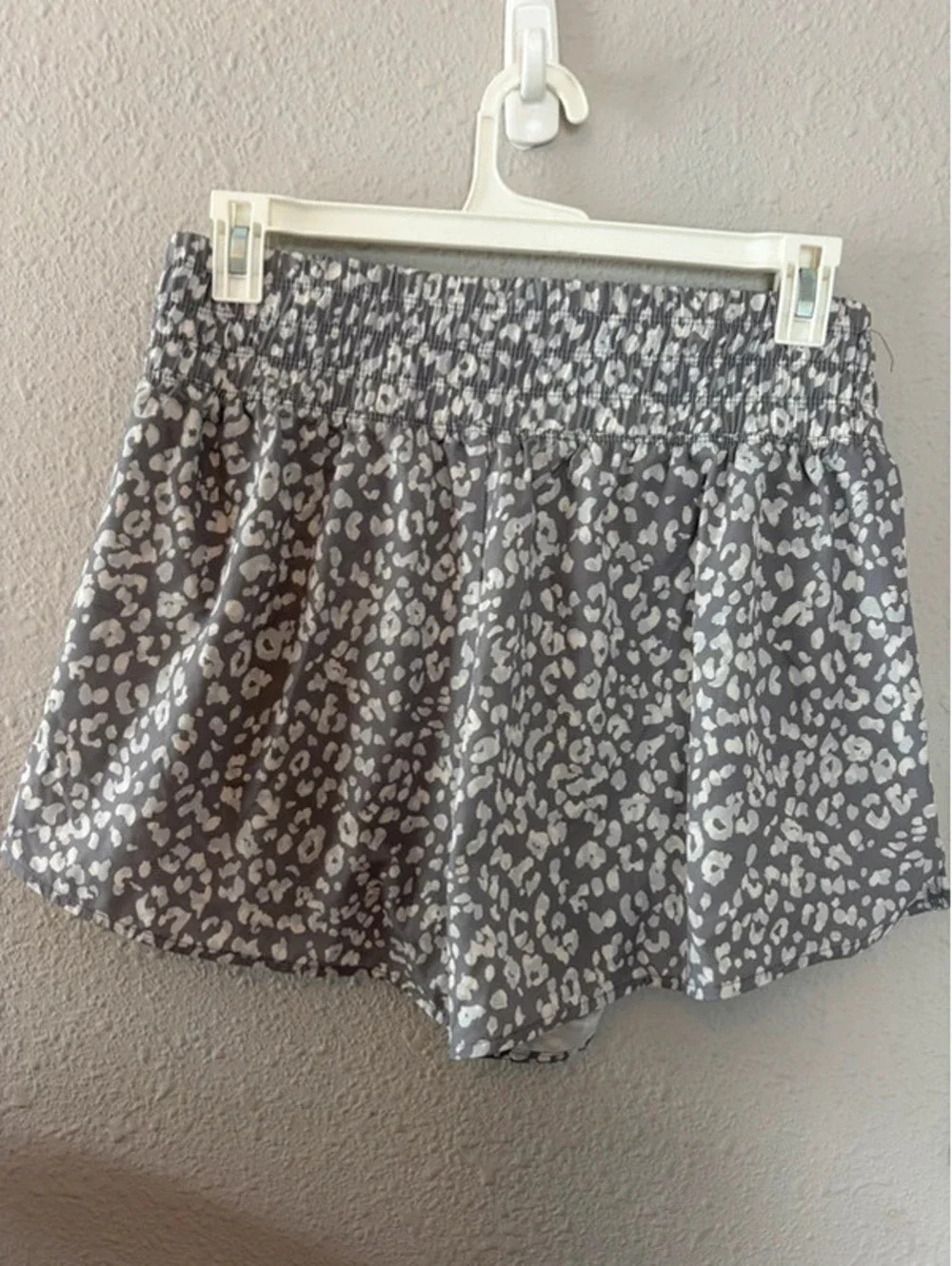 Offline by Aerie real me extra 7/8 legging hi-rise grey/white size L
